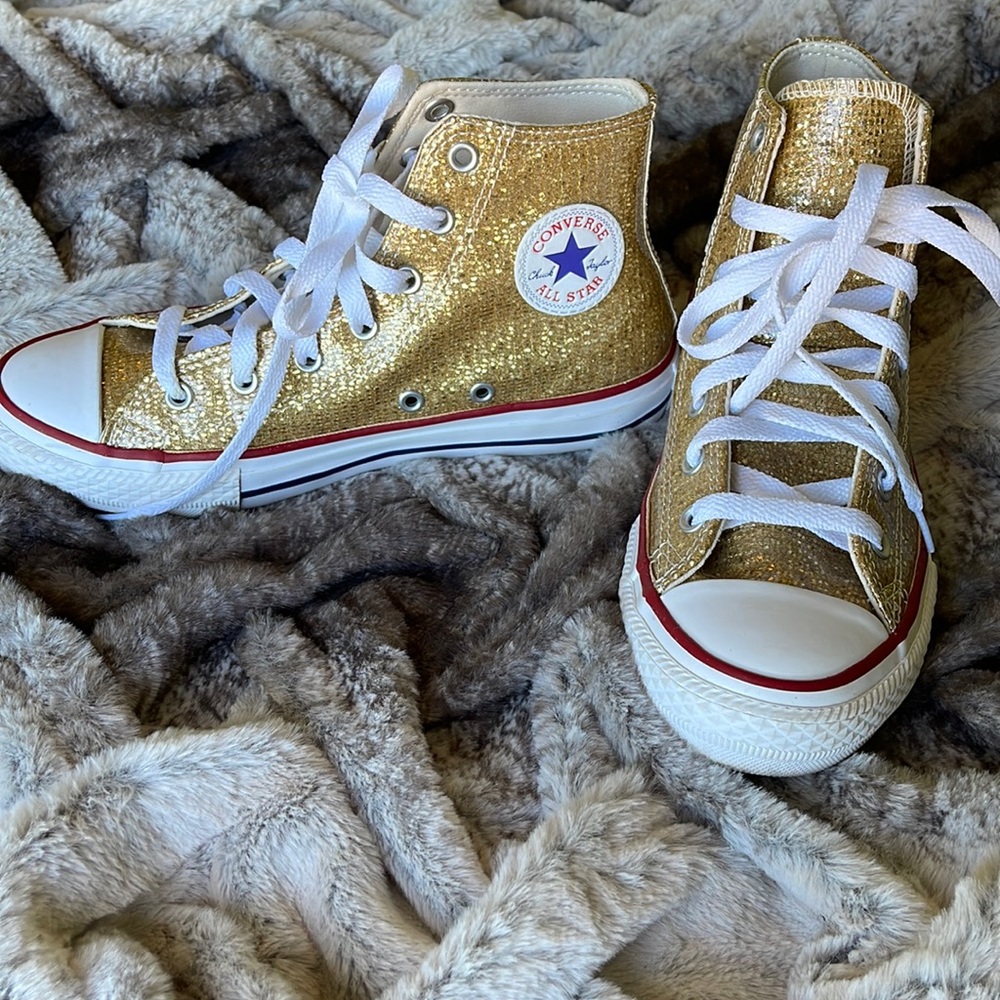 Converse Hightop Sneakers-Big Kids size 4-Holographic gold. Used Excellent Cond